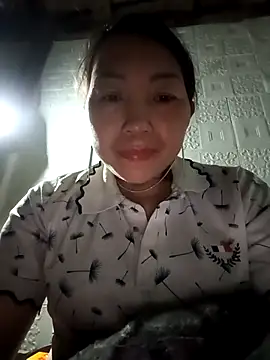 Snapshot of baby_112233 chatting on 03/18/26, 04:21 baby 112233 online show from 03/18/26, 04:21