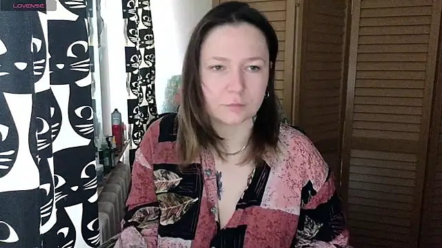 Snapshot of Ozalin_ chatting on 06/05/26, 12:22 Ozalin online show from 06/05/26, 12:22