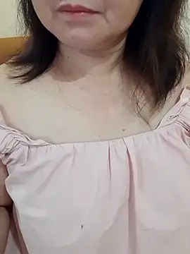 Snapshot of Yummyamasha chatting on 05/24/26, 02:44 Yummyamasha online show from 05/24/26, 02:44