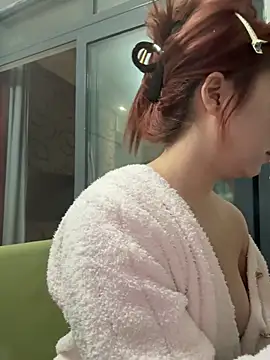 Snapshot of Rabbit-15 chatting on 02/12/26, 02:12 Rabbit-15 online show from 02/12/26, 02:12