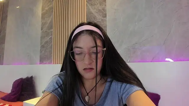 Snapshot of HannaWen_ chatting on 03/12/26, 12:55 HannaWen online show from 03/12/26, 12:55