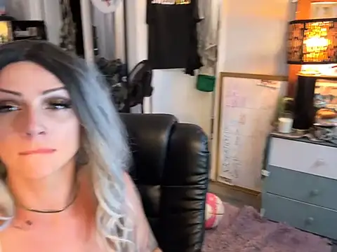 Alicethickpeach online show from 07/08/26, 08:41