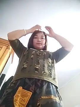 cute-hiphop online show from 06/08/26, 04:46