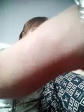 cute-hiphop online show from 06/22/26, 05:21