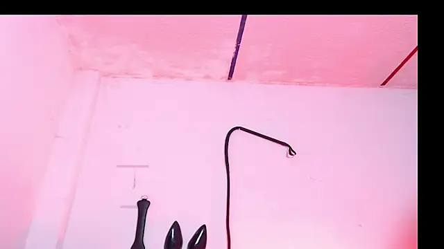 Girl Bondage online show from 06/17/26, 01:45