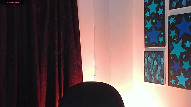 Snapshot of manu__05 chatting on 04/19/26, 03:06 manu 05 online show from 04/19/26, 03:06