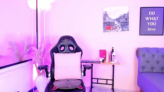 victoriazans online show from 07/25/26, 12:03
