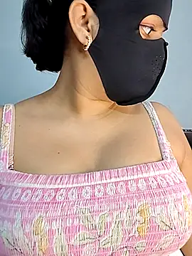 70upqm online show from 07/24/26, 05:49