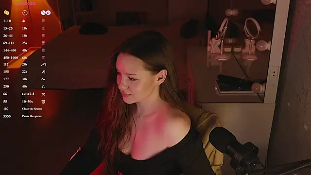 Alisia here online show from 06/09/26, 09:15