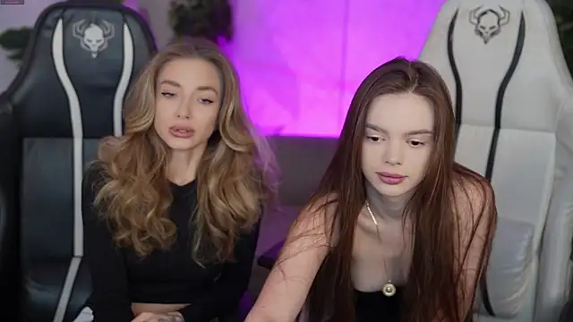 Snapshot of Zlata_Sky chatting on 09/24/25, 02:53 Zlata Sky online show from 09/24/25, 02:53