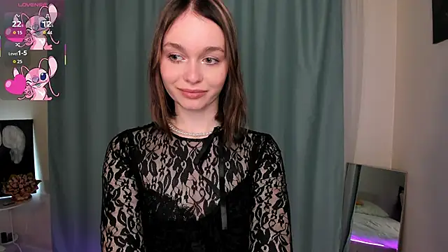 Snapshot of LillianPerry chatting on 02/21/26, 07:48 LillianPerry online show from 02/21/26, 07:48