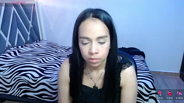 Snapshot of paula_lopez__ chatting on 04/05/26, 06:16 paula lopez online show from 04/05/26, 06:16