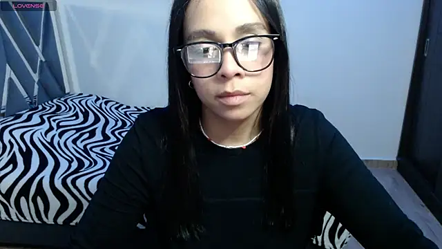Snapshot of paula_lopez__ chatting on 05/09/26, 11:21 paula lopez online show from 05/09/26, 11:21