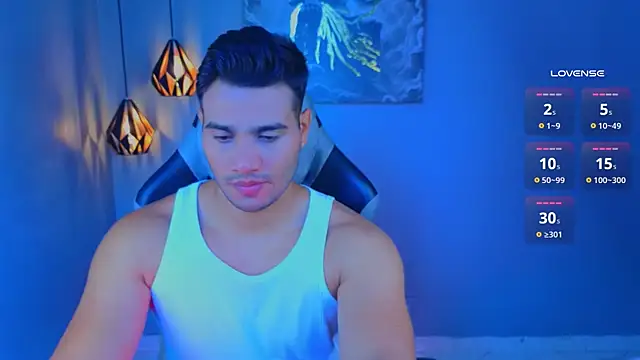 Snapshot of AndresRodriguez1 chatting on 04/01/26, 12:39 AndresRodriguez1 online show from 04/01/26, 12:39