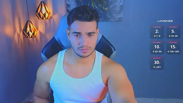 Snapshot of AndresRodriguez1 chatting on 04/12/26, 04:06 AndresRodriguez1 online show from 04/12/26, 04:06
