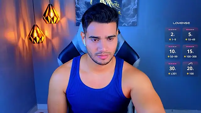 Snapshot of AndresRodriguez1 chatting on 04/21/26, 12:33 AndresRodriguez1 online show from 04/21/26, 12:33