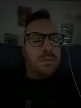 Snapshot of io1Elian chatting on 05/25/26, 03:29 io1Elian online show from 05/25/26, 03:29