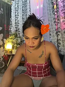 Snapshot of Queen-barbie chatting on 05/20/26, 11:55 Queen-barbie online show from 05/20/26, 11:55