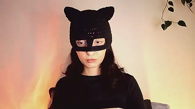 Onirica L online show from 07/15/26, 08:58