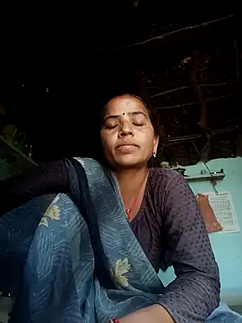 Snapshot of Manu_mehta chatting on 03/05/26, 07:15 Manu mehta online show from 03/05/26, 07:15