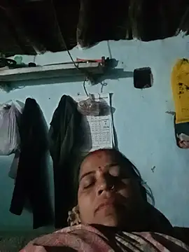 Snapshot of Manu_mehta chatting on 05/15/26, 04:03 Manu mehta online show from 05/15/26, 04:03