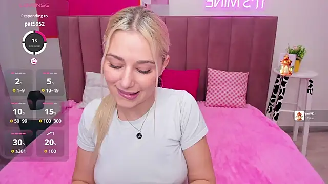 Snapshot of MIla_Stunning chatting on 04/01/26, 01:28 MIla Stunning online show from 04/01/26, 01:28