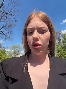 Snapshot of Jean_Graay chatting on 04/17/26, 10:18 Jean Graay online show from 04/17/26, 10:18