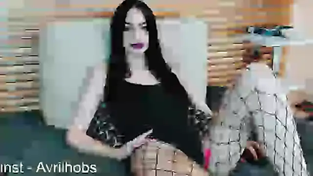 Snapshot of AvrilHobbs chatting on 06/02/26, 03:14 AvrilHobbs online show from 06/02/26, 03:14