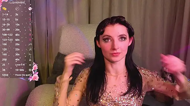Snapshot of NicoleLuxe chatting on 04/16/26, 09:26 NicoleLuxe online show from 04/16/26, 09:26