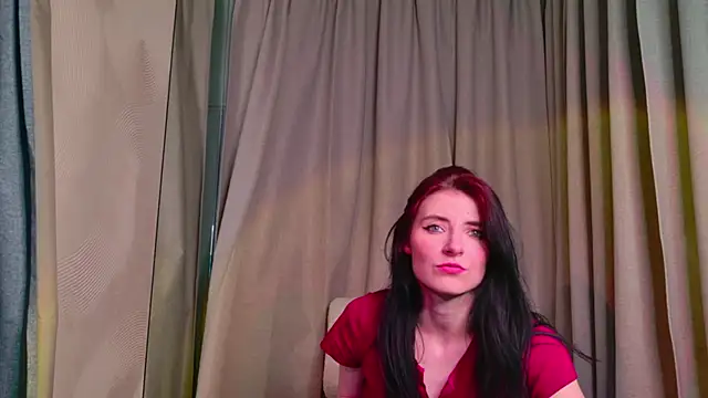 Snapshot of NicoleLuxe chatting on 05/07/26, 06:35 NicoleLuxe online show from 05/07/26, 06:35