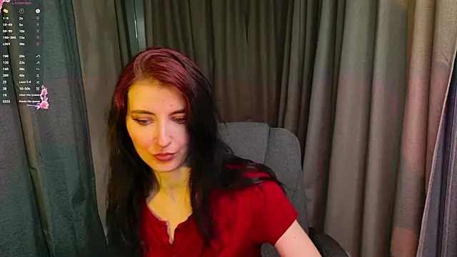 Snapshot of NicoleLuxe chatting on 05/18/26, 07:41 NicoleLuxe online show from 05/18/26, 07:41