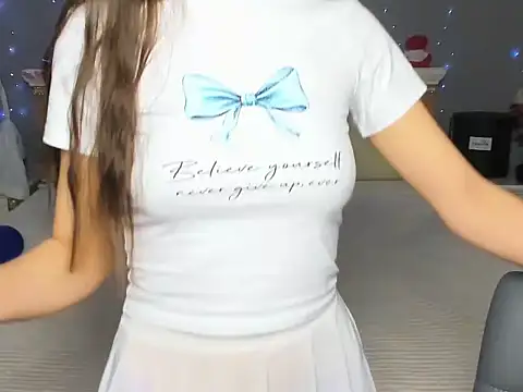Snapshot of Euphoria-a chatting on 05/21/26, 01:56 Euphoria-a online show from 05/21/26, 01:56