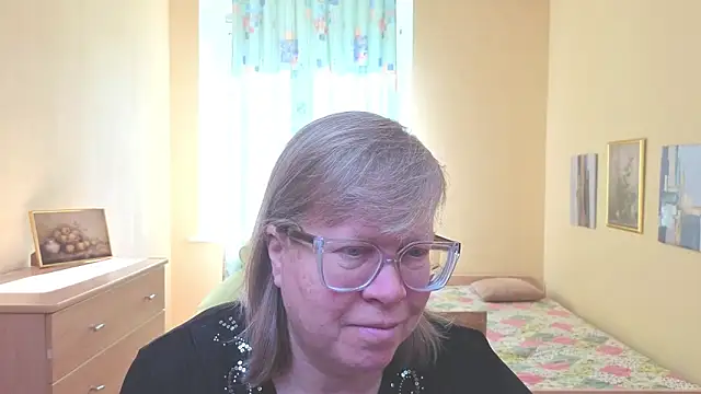 Snapshot of Emma_Eclipsee chatting on 03/14/26, 11:26 Emma Eclipsee online show from 03/14/26, 11:26