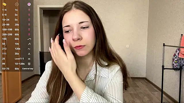Snapshot of Shanika_wey chatting on 04/08/26, 11:10 Shanika wey online show from 04/08/26, 11:10