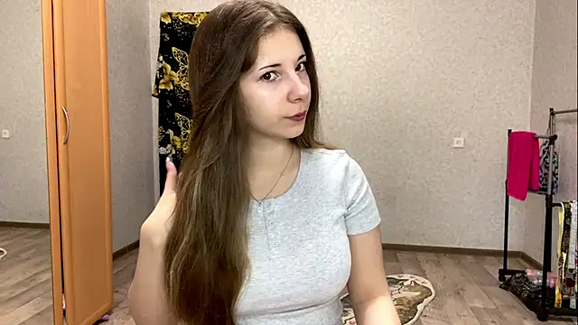Snapshot of Shanika_wey chatting on 04/25/26, 03:09 Shanika wey online show from 04/25/26, 03:09
