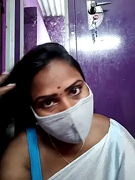 Snapshot of Tamil_Hot_Nisha chatting on 04/08/26, 06:30 Tamil Hot Nisha online show from 04/08/26, 06:30
