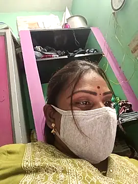 Snapshot of Tamil_Hot_Nisha chatting on 04/15/26, 02:02 Tamil Hot Nisha online show from 04/15/26, 02:02