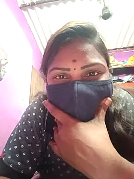 Snapshot of Tamil_Hot_Nisha chatting on 04/30/26, 04:13 Tamil Hot Nisha online show from 04/30/26, 04:13