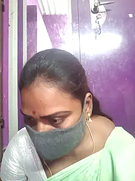 Snapshot of Tamil_Hot_Nisha chatting on 05/07/26, 04:45 Tamil Hot Nisha online show from 05/07/26, 04:45