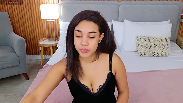 Snapshot of Luna_Cortier chatting on 03/16/26, 07:12 Luna Cortier online show from 03/16/26, 07:12