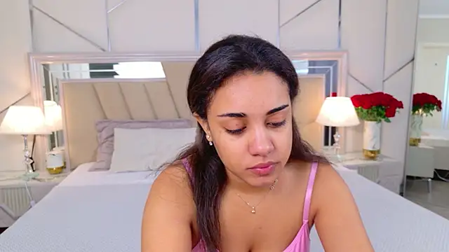 Luna Cortier online show from 06/22/26, 05:15