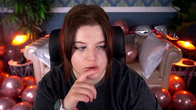 Snapshot of KristiFoxy chatting on 02/02/26, 01:54 KristiFoxy online show from 02/02/26, 01:54