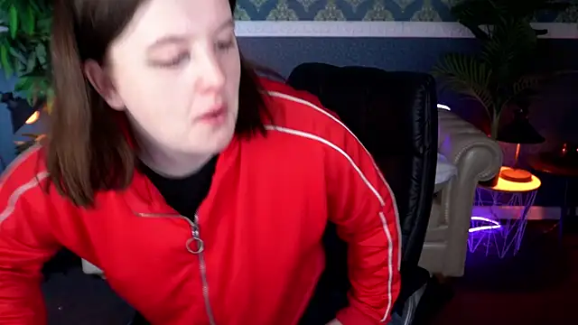 Snapshot of KristiFoxy chatting on 04/22/26, 06:42 KristiFoxy online show from 04/22/26, 06:42
