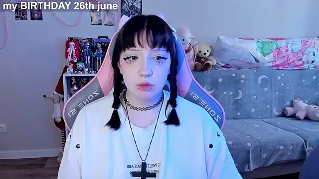 MollysLand online show from 06/09/26, 07:31