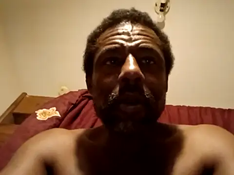 Snapshot of Joecool1009 chatting on 04/26/26, 01:36 Joecool1009 online show from 04/26/26, 01:36