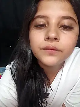 Snapshot of Salome_Vivas chatting on 03/05/26, 04:52 Salome Vivas online show from 03/05/26, 04:52
