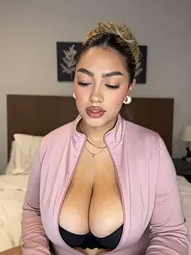 Maddy Beluci online show from 07/24/26, 03:26