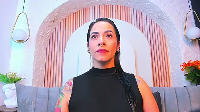 violet scott  online show from 06/01/26, 10:28