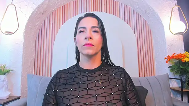 violet scott  online show from 06/05/26, 10:43