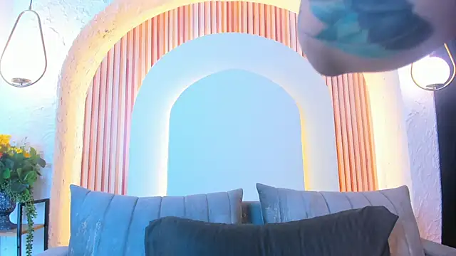 violet scott  online show from 06/19/26, 10:41